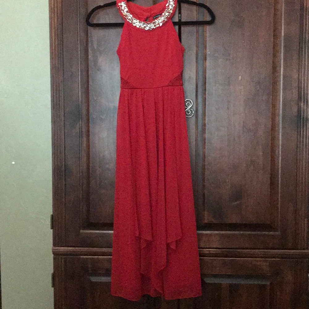 Girls size 7 formal dress.